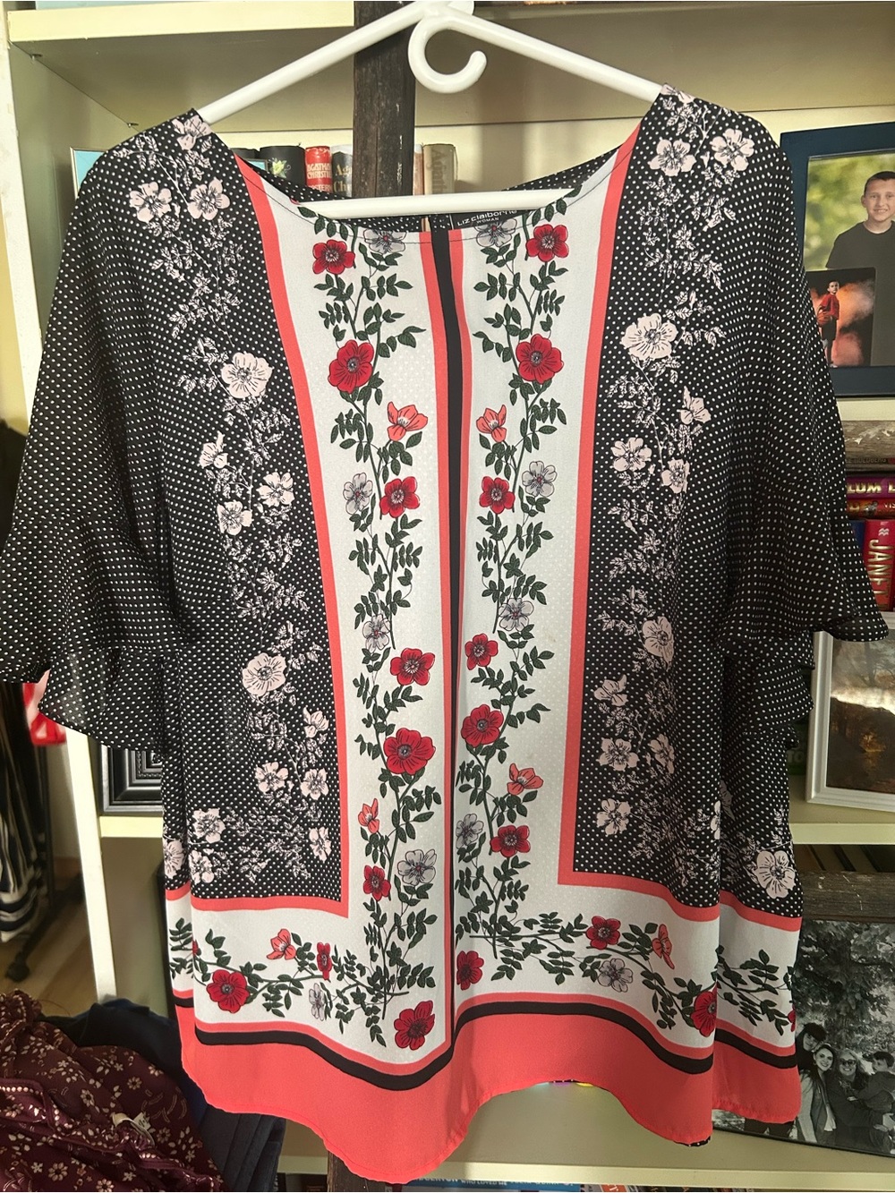 Liz Claiborne Black, White & Coral Floral Border Short Sleeve Tunic